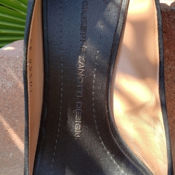 Giuseppe Zanotti‎ Design Black Satin Open Toe Pump - Picture 3 of 6